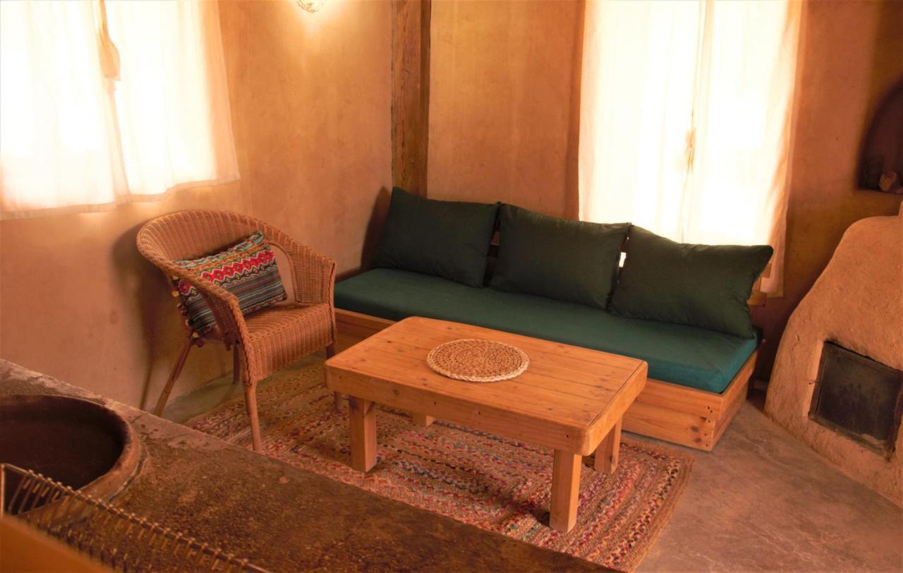 Desert Days Mud Cabin'S Resort Tzukim Exteriör bild