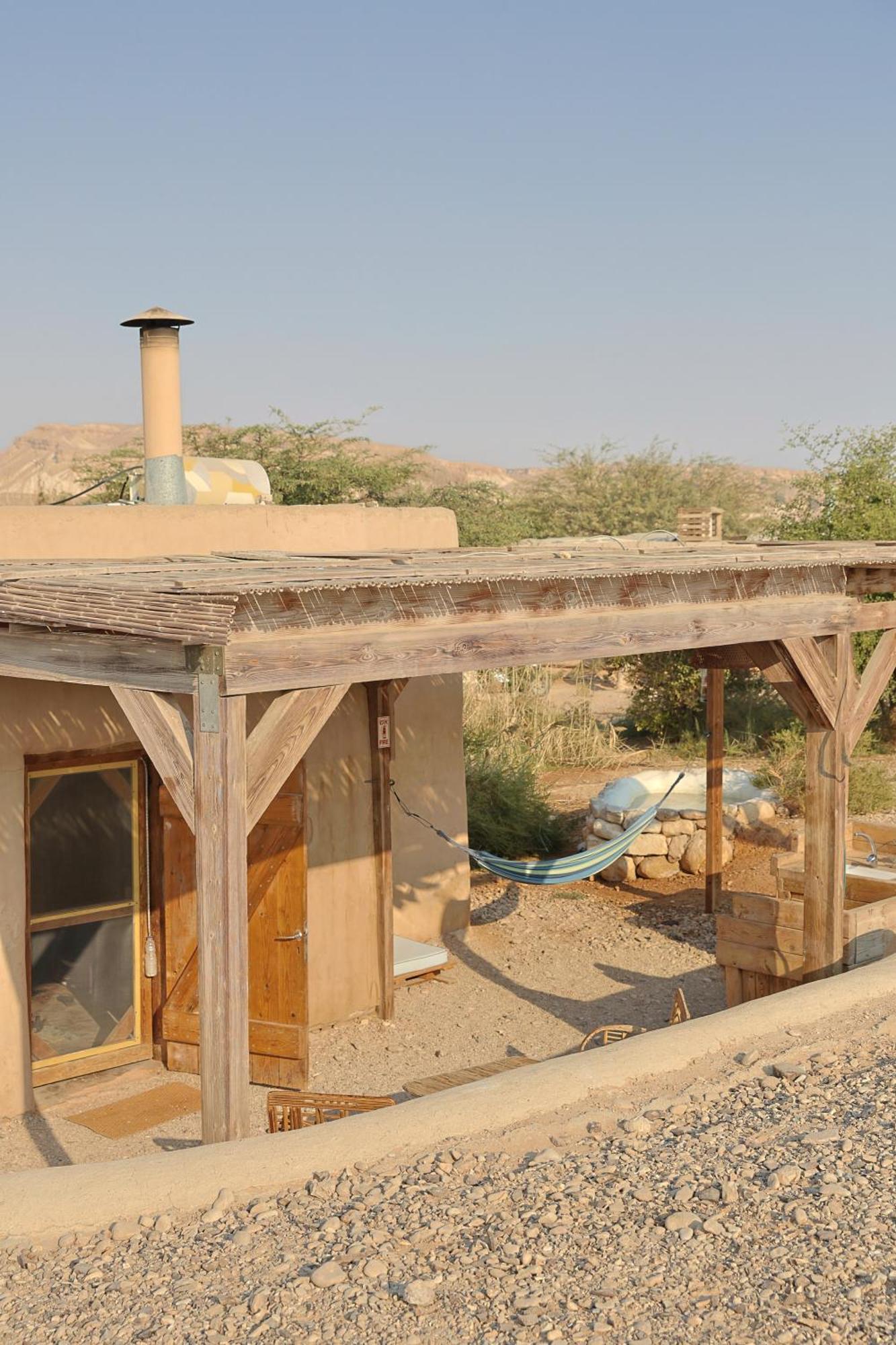 Desert Days Mud Cabin'S Resort Tzukim Exteriör bild