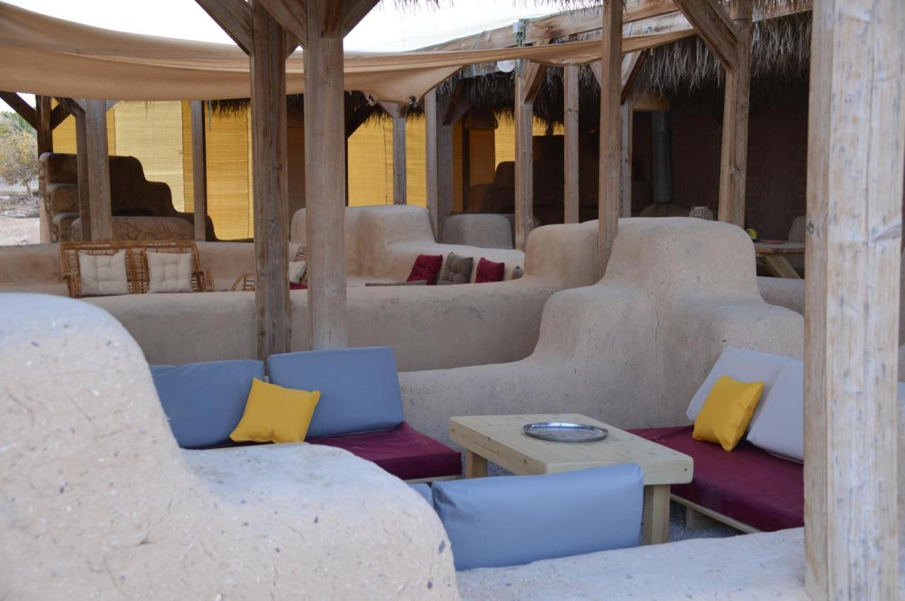 Desert Days Mud Cabin'S Resort Tzukim Exteriör bild