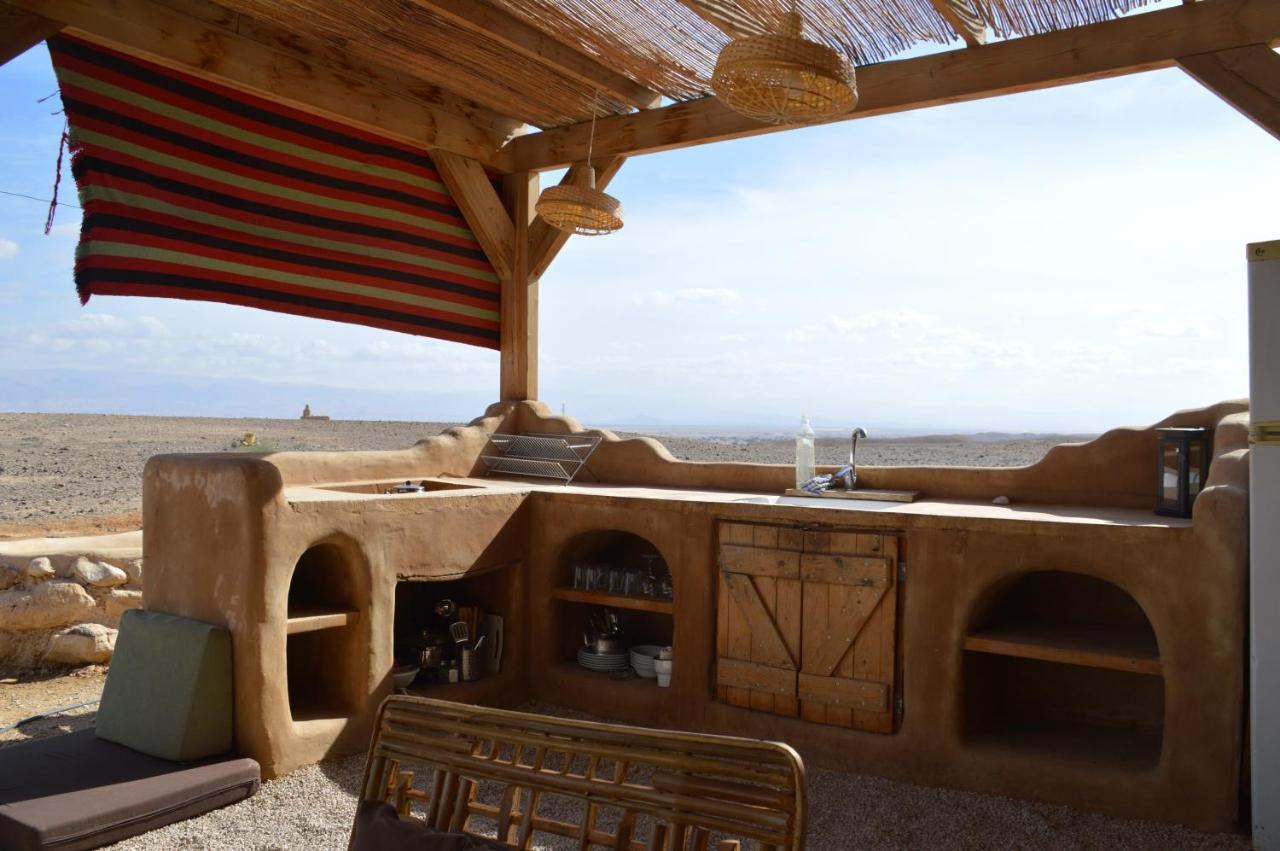 Desert Days Mud Cabin'S Resort Tzukim Exteriör bild
