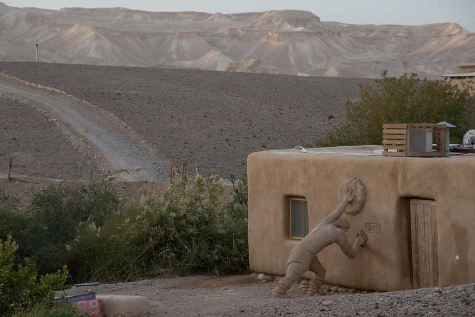 Desert Days Mud Cabin'S Resort Tzukim Exteriör bild